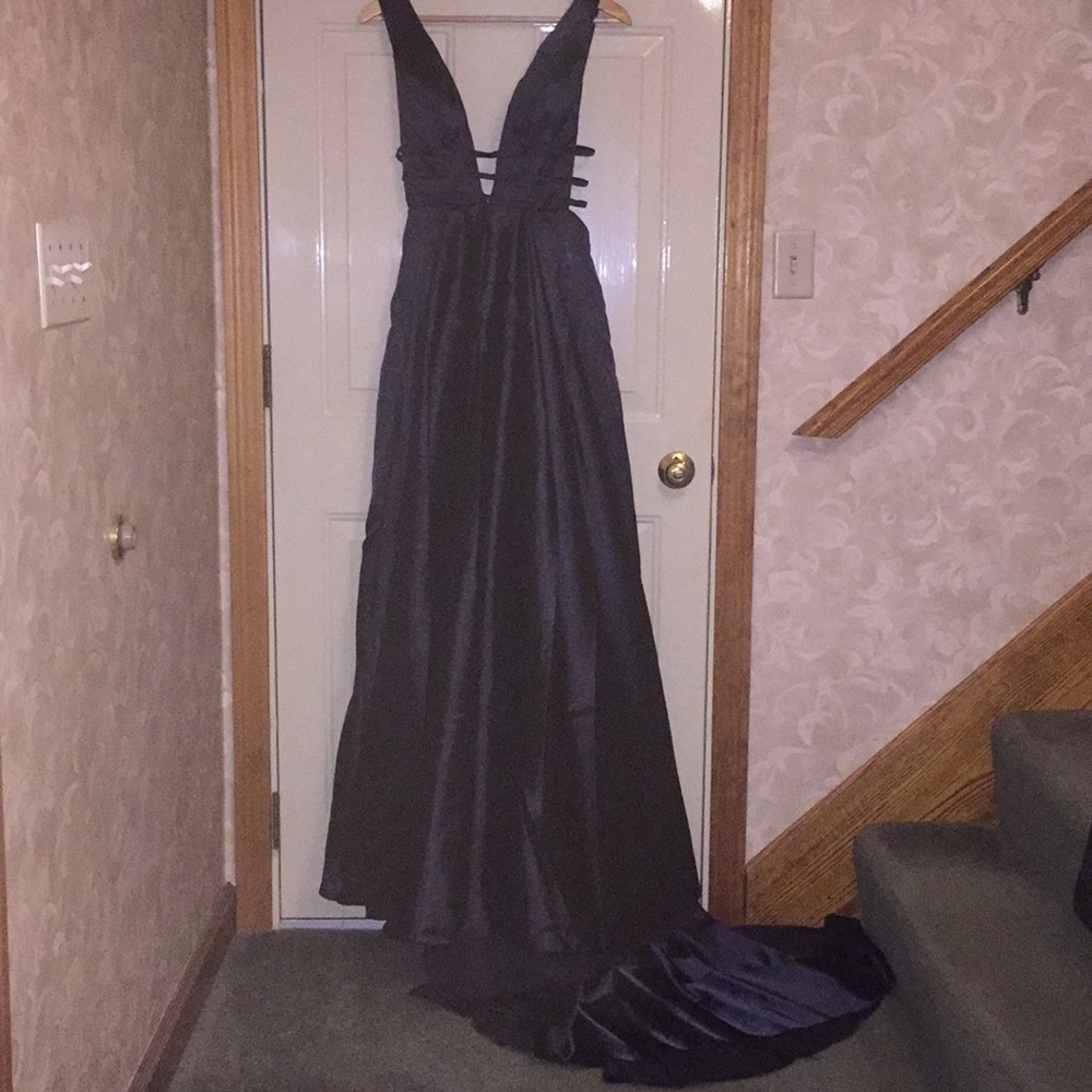 BLACK Satin Dress - Picture 3 of 7